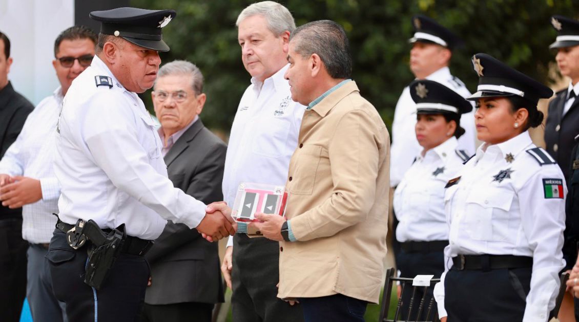 Saltillo trabaja día a día en su seguridad y en empleo.- Chema Fraustro