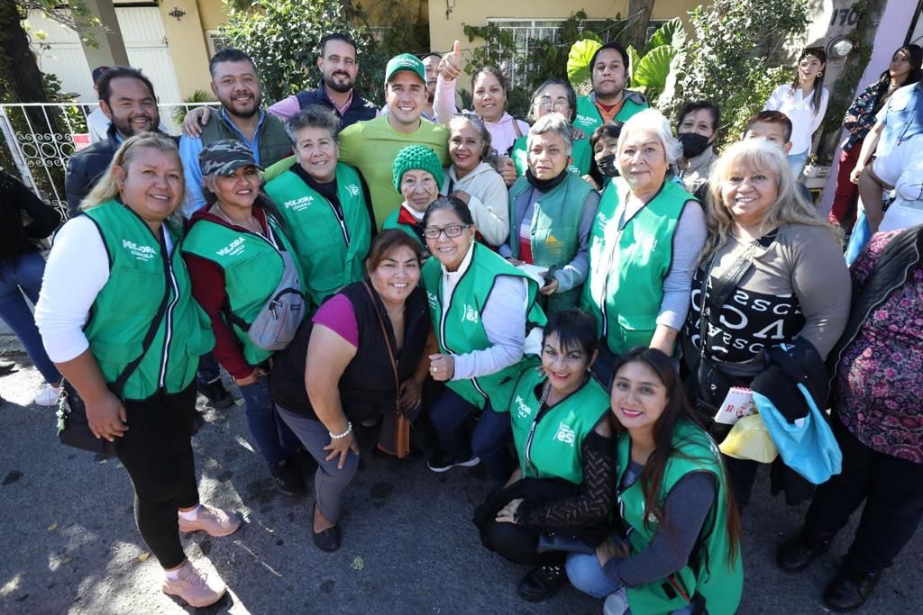 Lleva Mejora brigada al mercado de la Guayulera en Saltillo