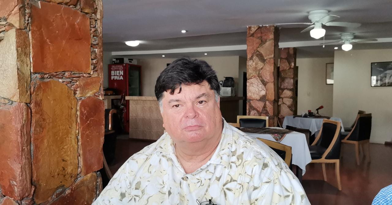 Aumento de vacaciones tiene tintes políticos, opina empresario