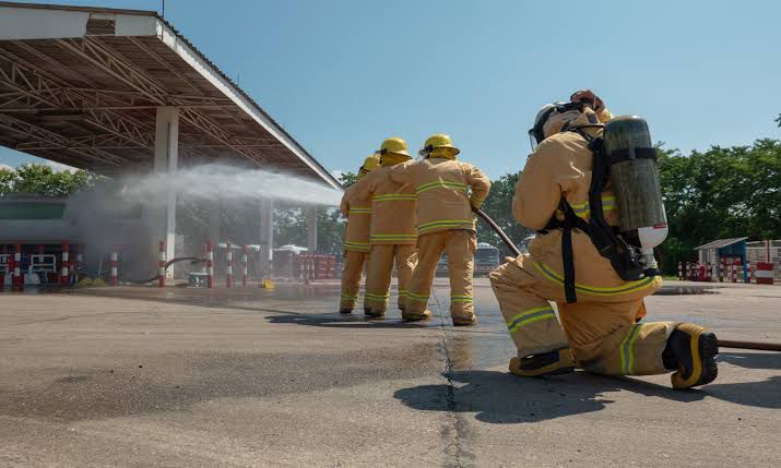 Participarán elementos de Piedras Negras y Cinco Manantiales en curso de combate de incendios
