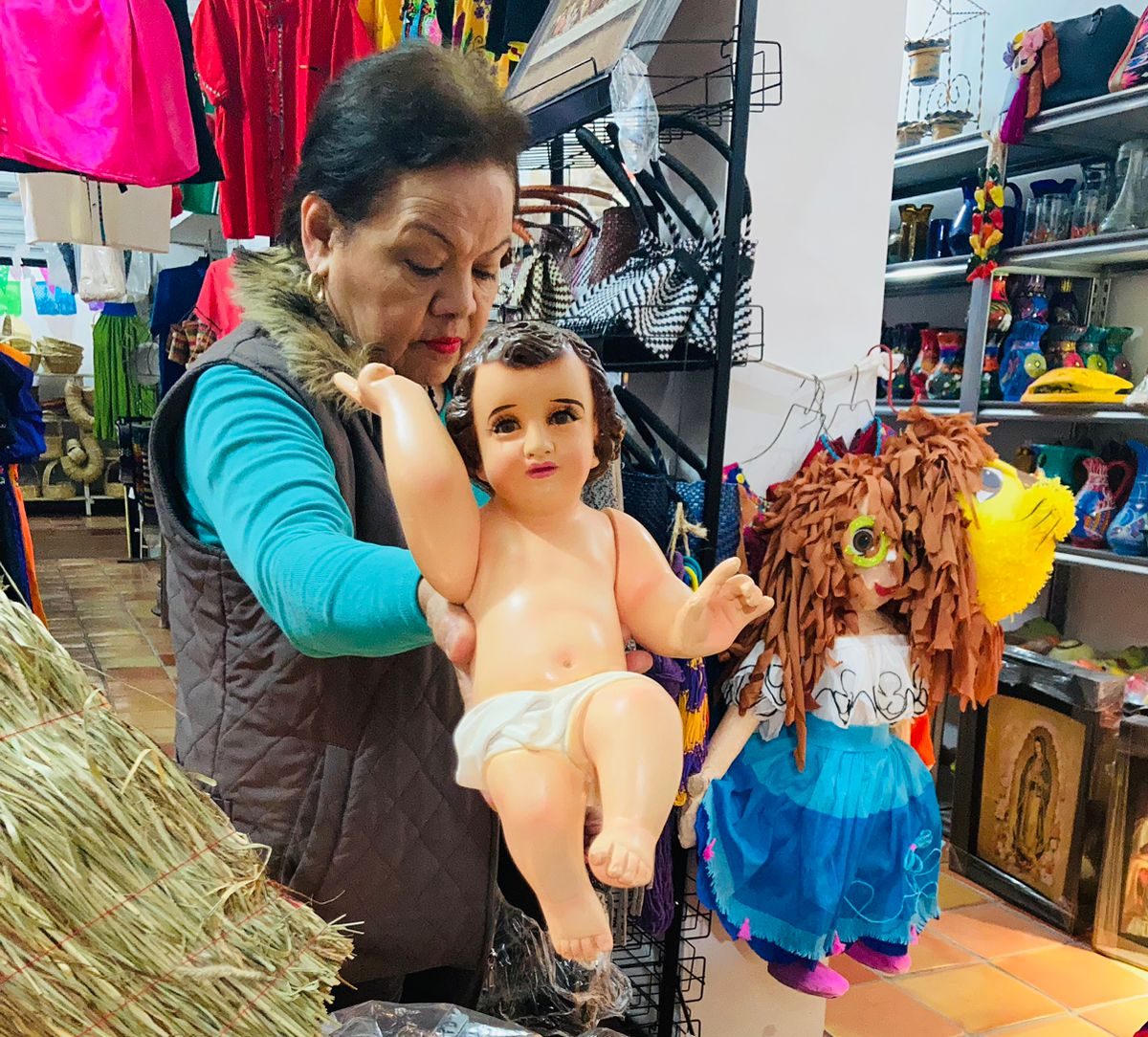 Preservan restauración de figuras del niño Jesús