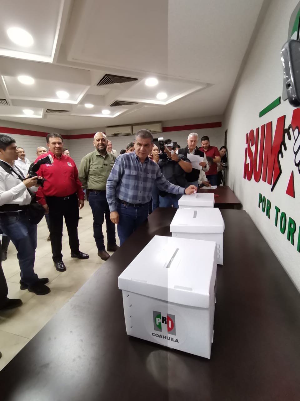 Legitima PRI democracia interna con elección de Consejeros y Comités Seccionales