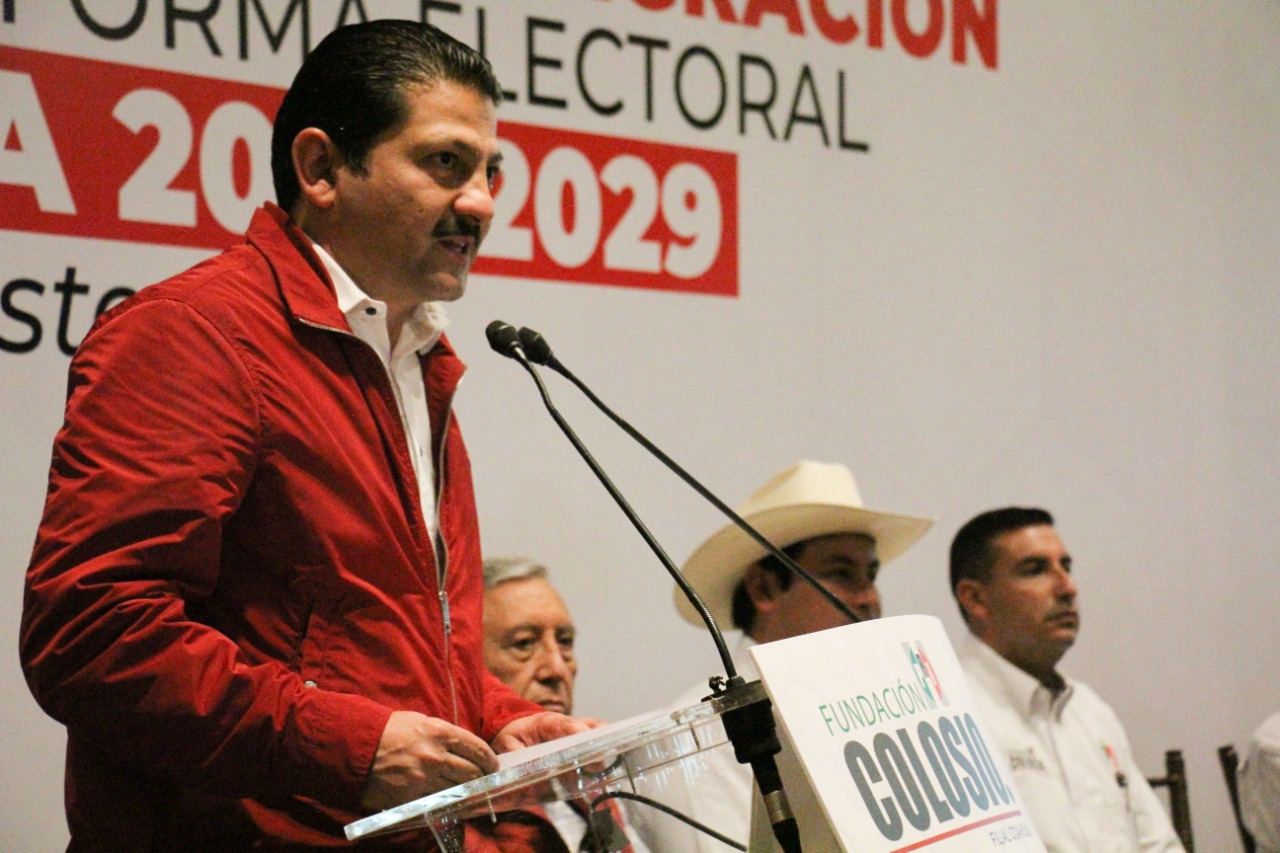 Rinden protesta titulares de Fundación Colosio Sureste