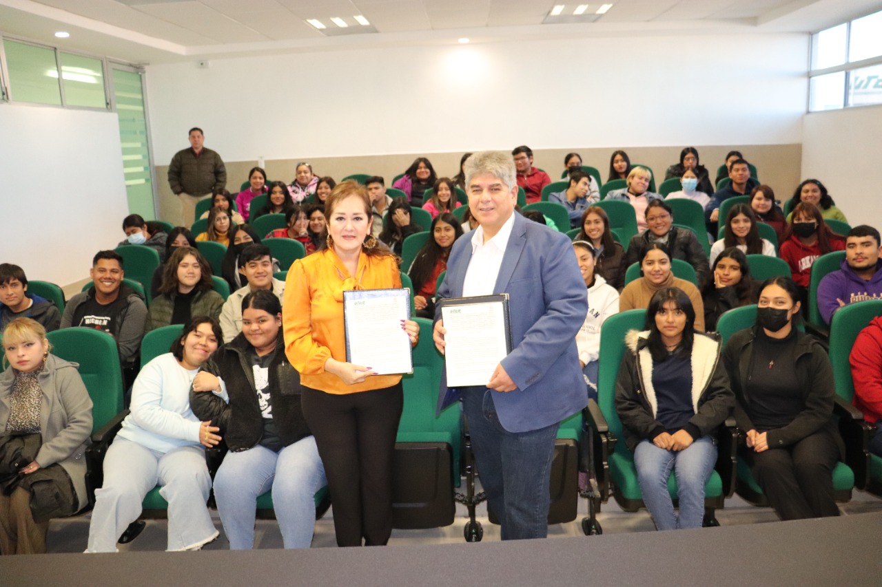 Firman convenio UTCA y CJEM para garantizar acceso a educación superior a mujeres violentadas