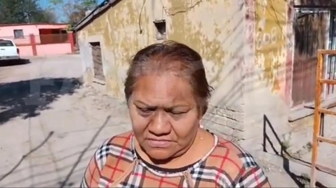 Motociclista asaltó con lujo de violencia a madre de familia y a su hijo en Múzquiz