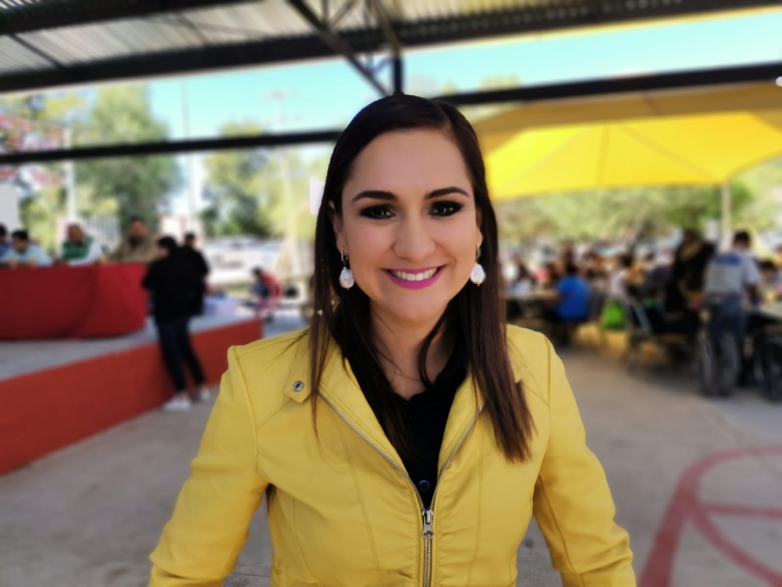 Todo listo para la graduación de 500 mujeres que concluyen la preparatoria abierta