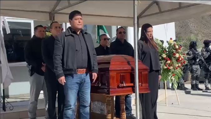 Rinden homenaje en Cuatro Ciénegas a oficial caído