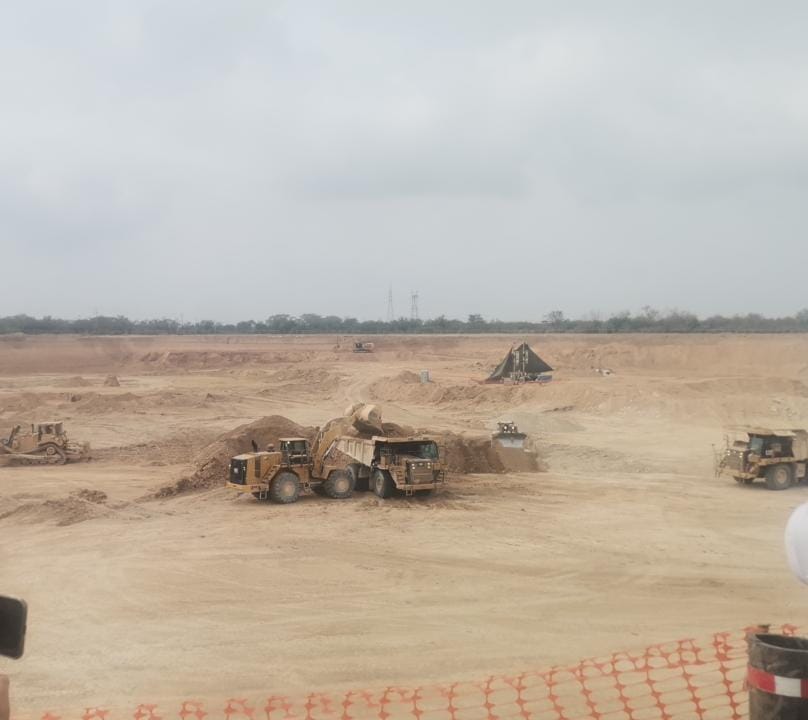 Comenzó la remoción de piedras en el Pinabete