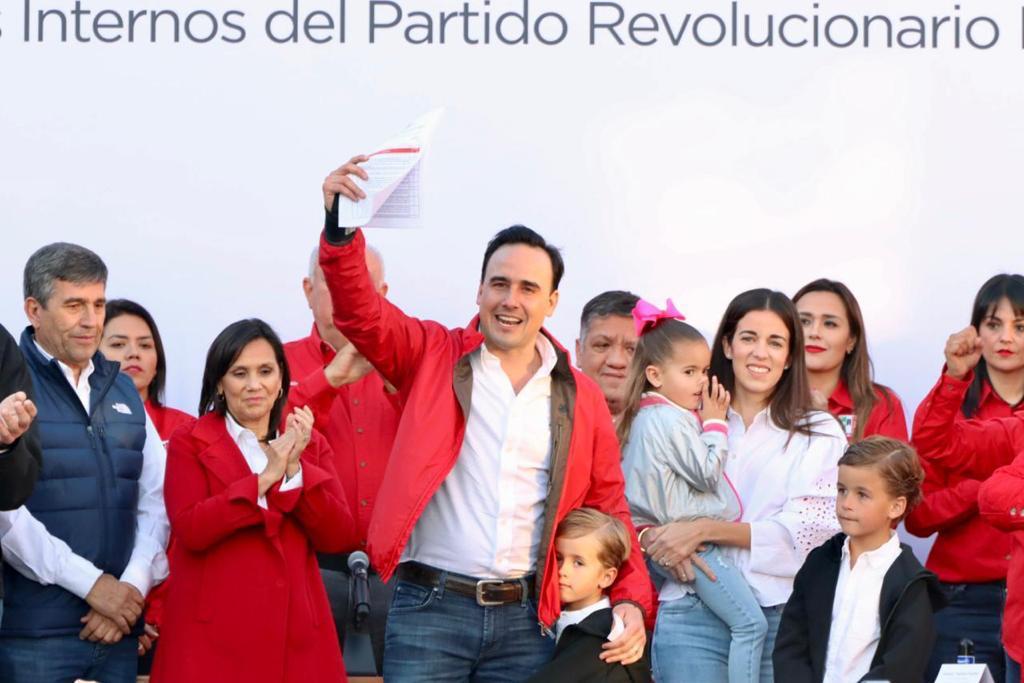 Se registra Manolo; llama a la unidad