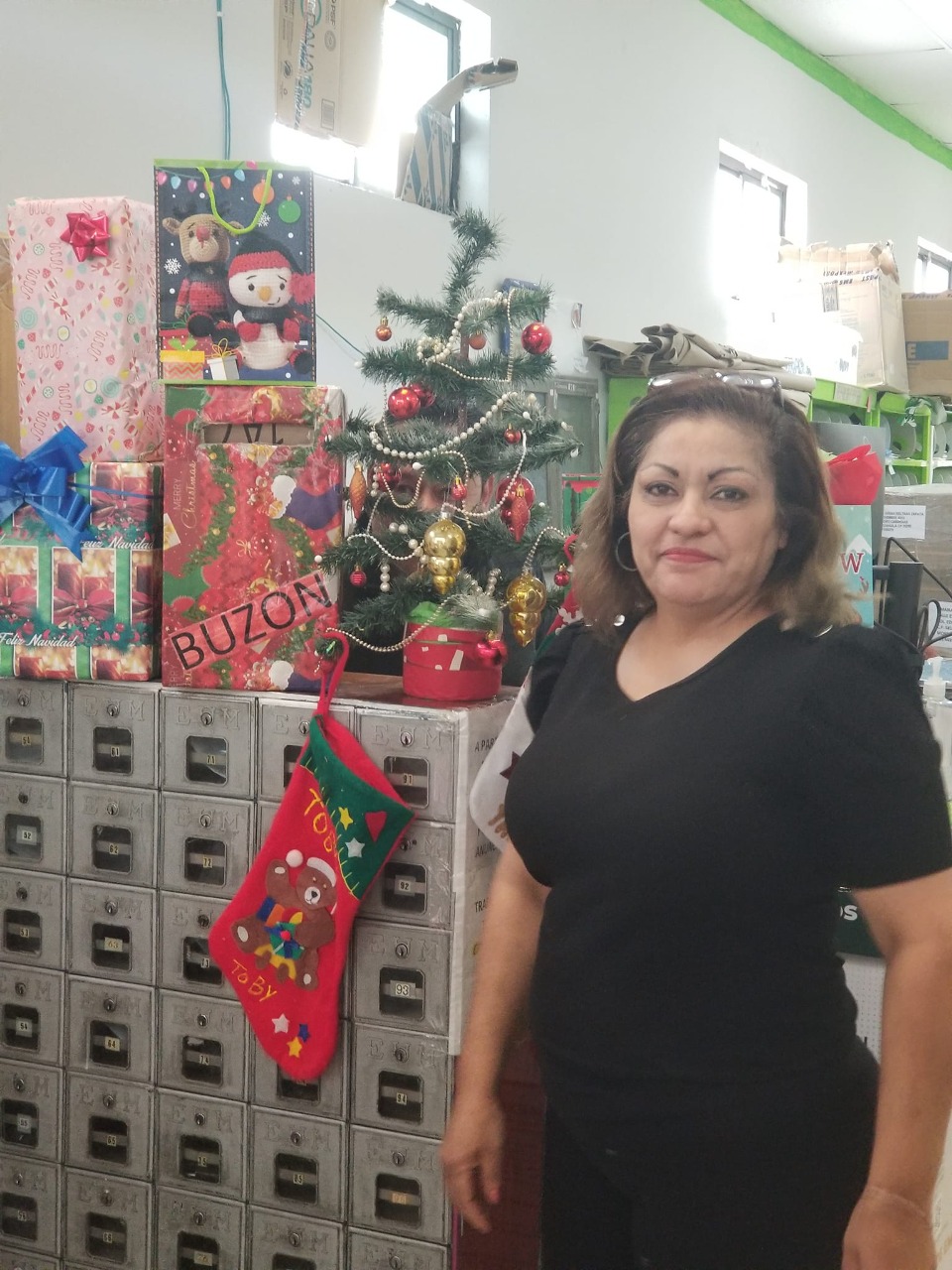 Invitan a mantener la tradición de enviar cartas a Santa Claus y Reyes Magos