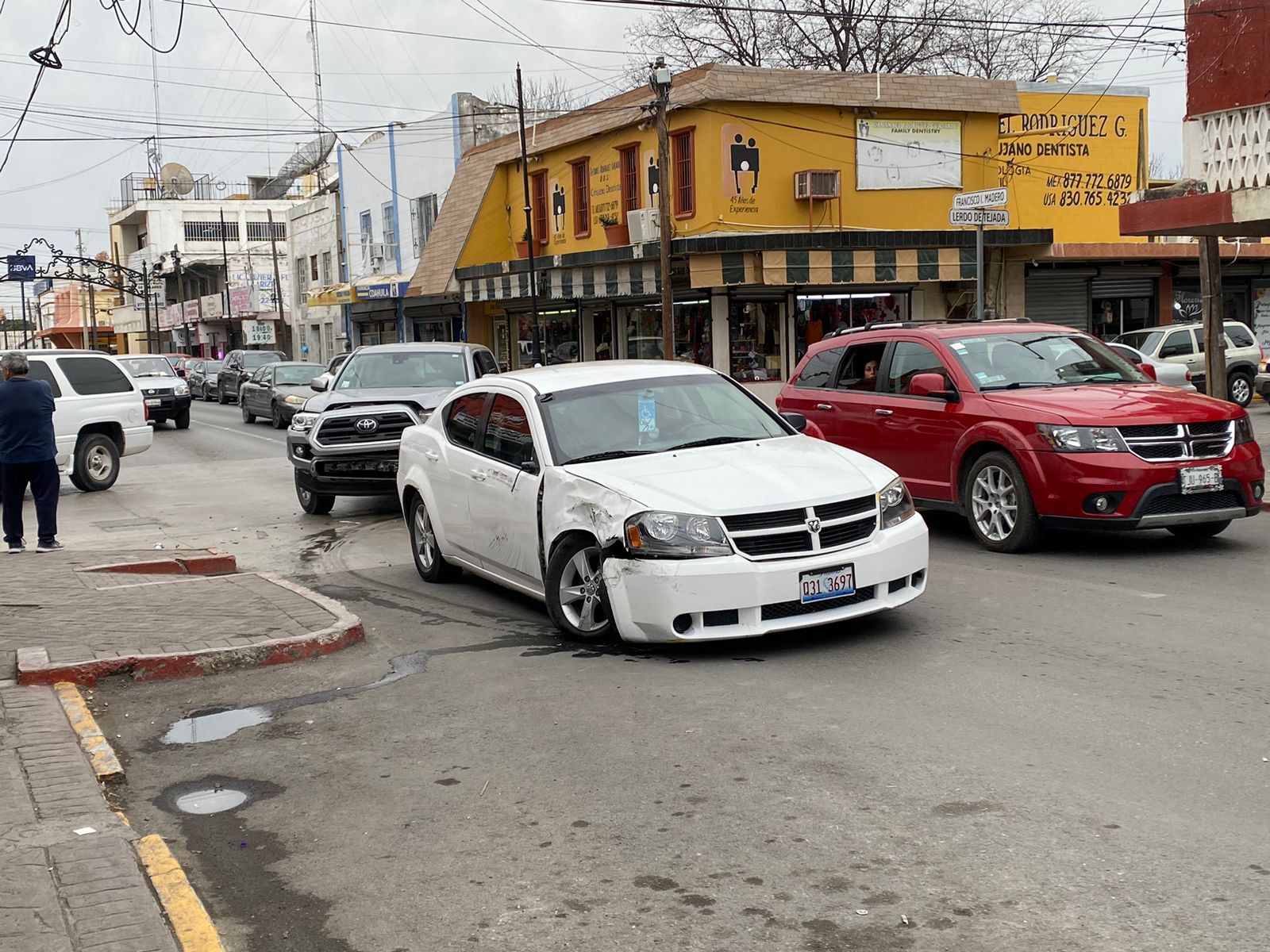 Exceso de velocidad y uso de celular, principales causas de accidentes viales