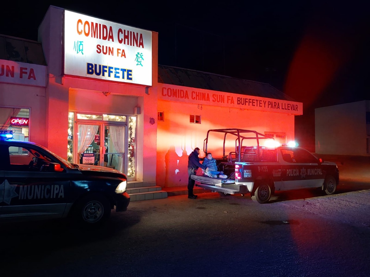 ¡Copelas o cuello! Y se llevó la lana…