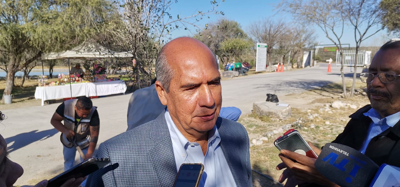 Están en pláticas con franquicias comerciales para que se queden en Monclova