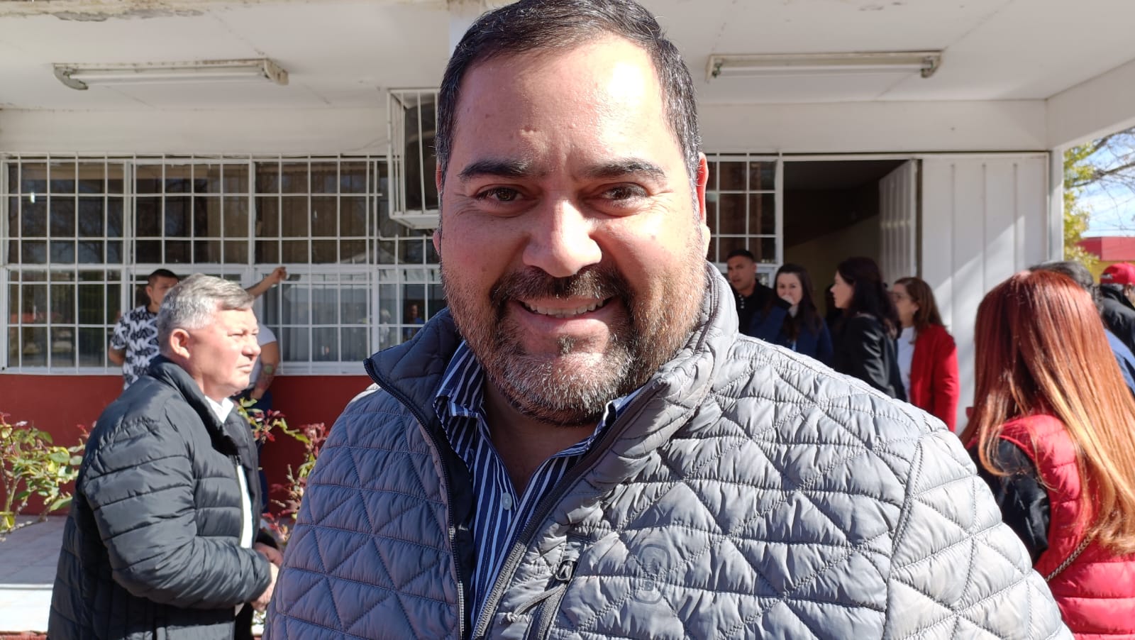 Reclutarán personal para empresa vidriera