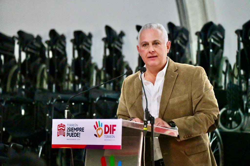 Prepara Román movimientos en su gabinete