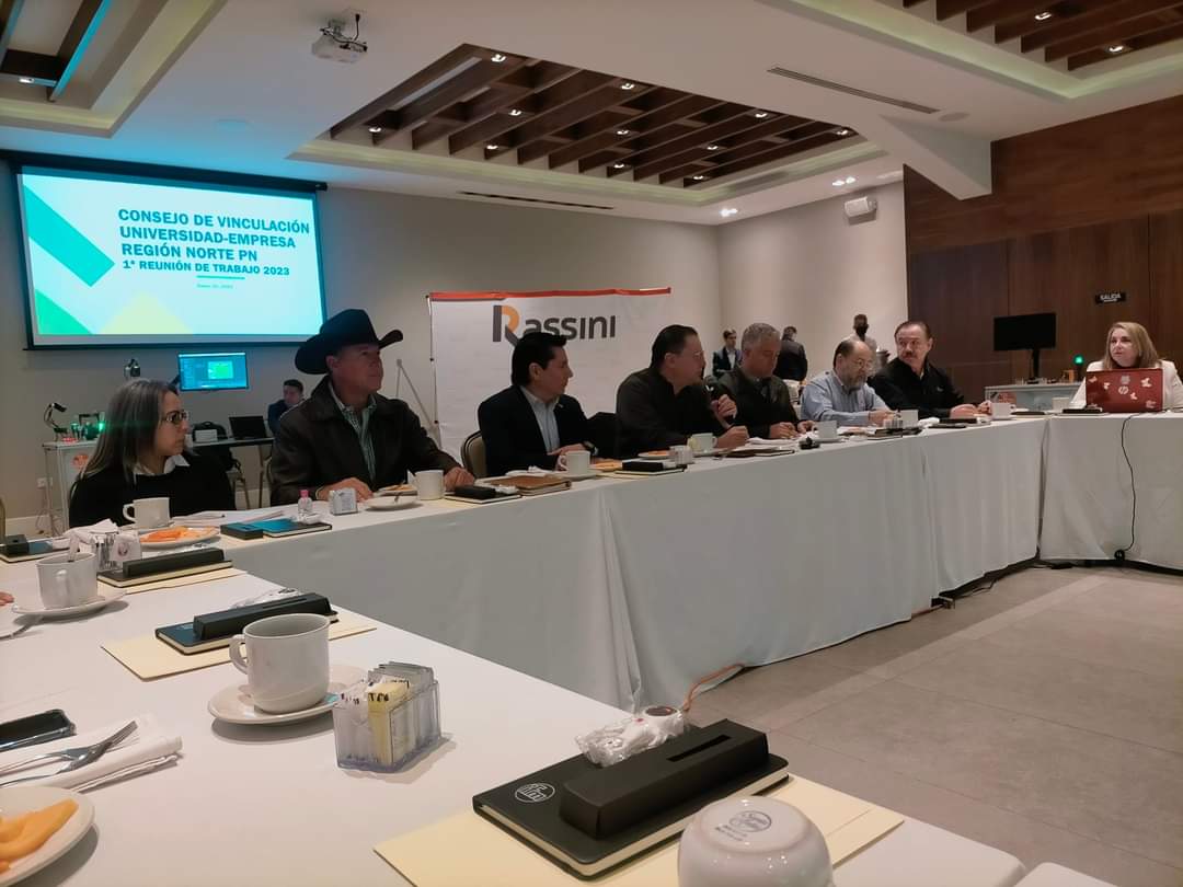 Acuerda IP con sector educativo implementar uso de tecnologías de última generación
