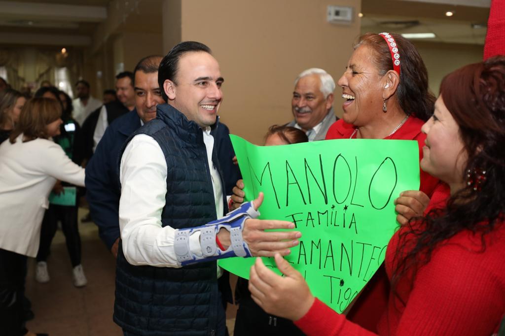 Vienen nuevos proyectos de salud y educación: Manolo Jiménez