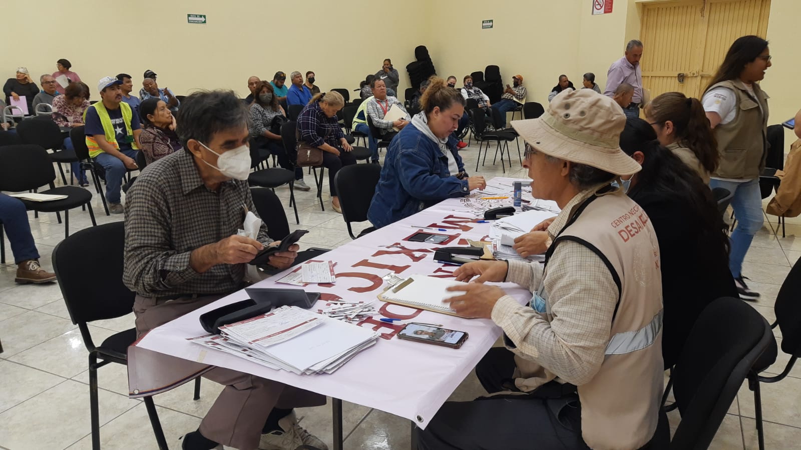 Entregan tarjetas del bienestar a nuevos beneficiarios