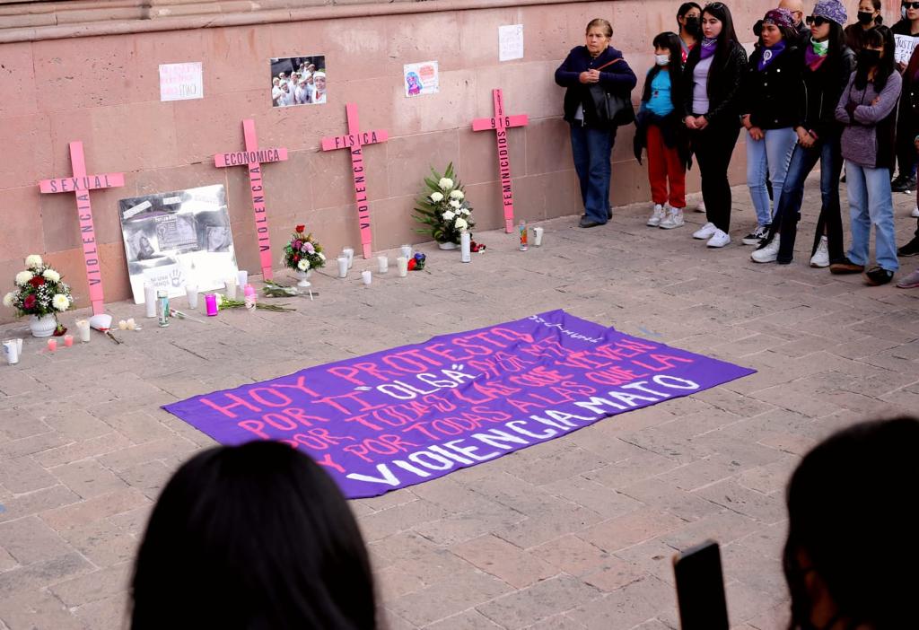 Marchan por Erika; demandan castigo
