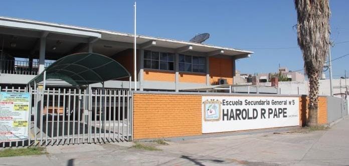 Localizan mujer sin vida en escuela de Monclova 