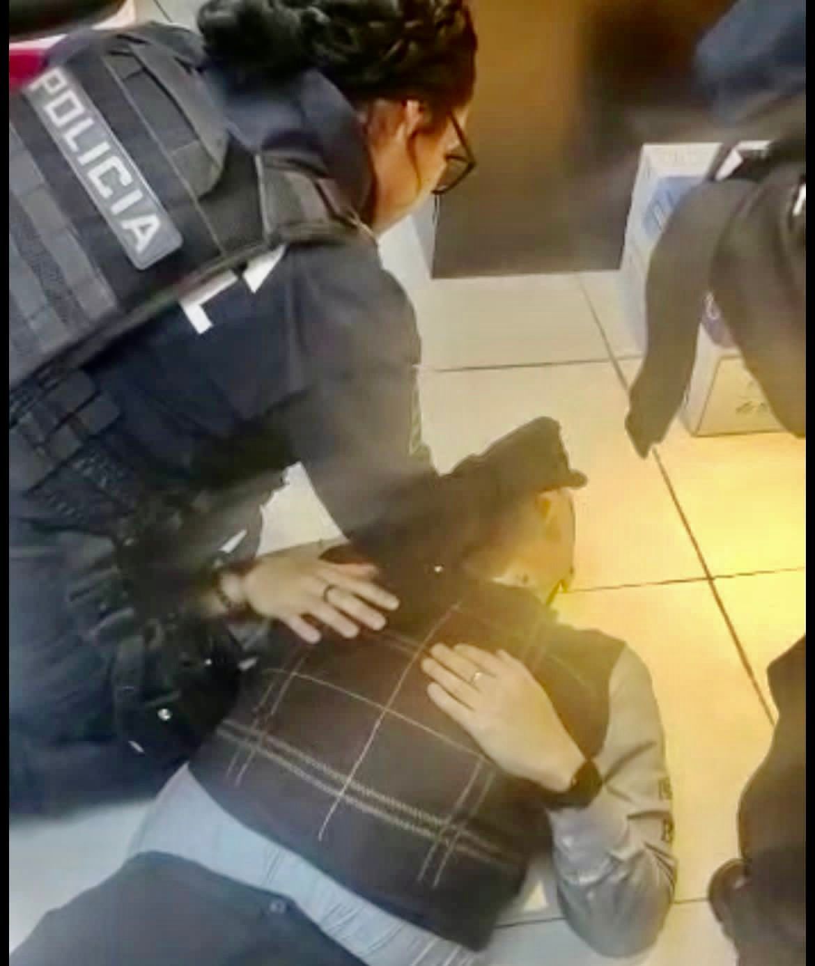 Policías de Saltillo salvan vida de niño y adulto