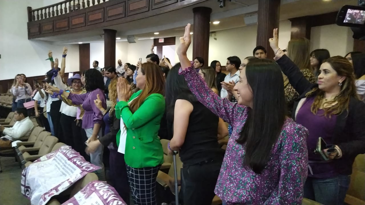 Aprueban 3 de 3 contra violencia de genero
