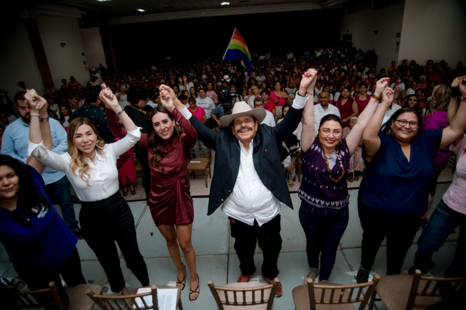Tendré un gobierno paritario e igualitario: Guadiana