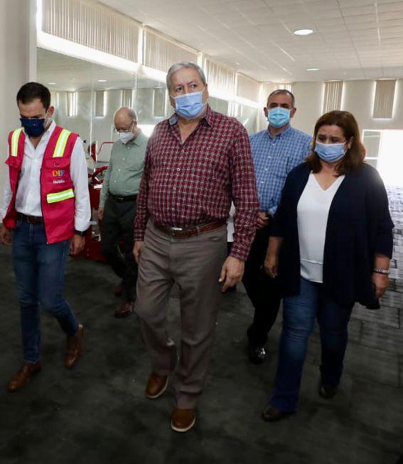 Brinda Unidad Básica de Rehabilitación del DIF servicios de salud en el área de Gimnasio