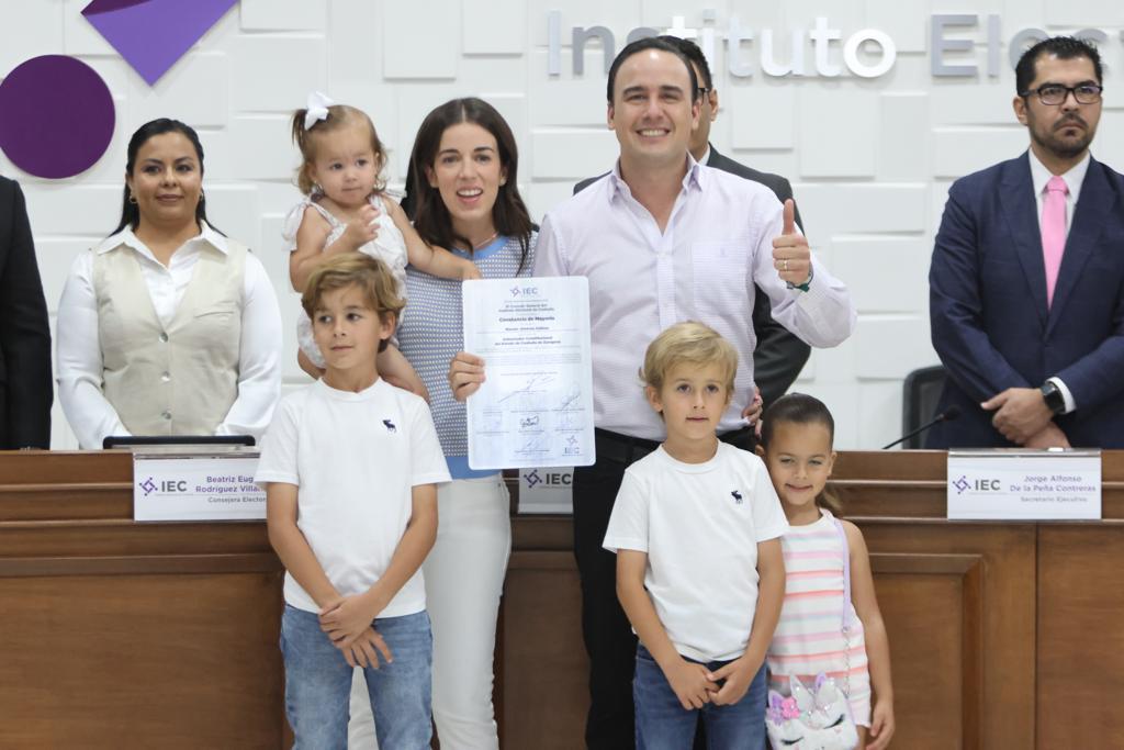 Manolo, Gobernador electo