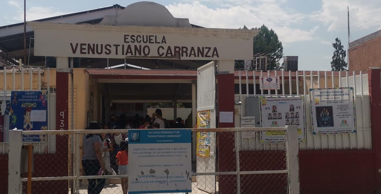 Avalan madres de familia ajustes al horario escolar