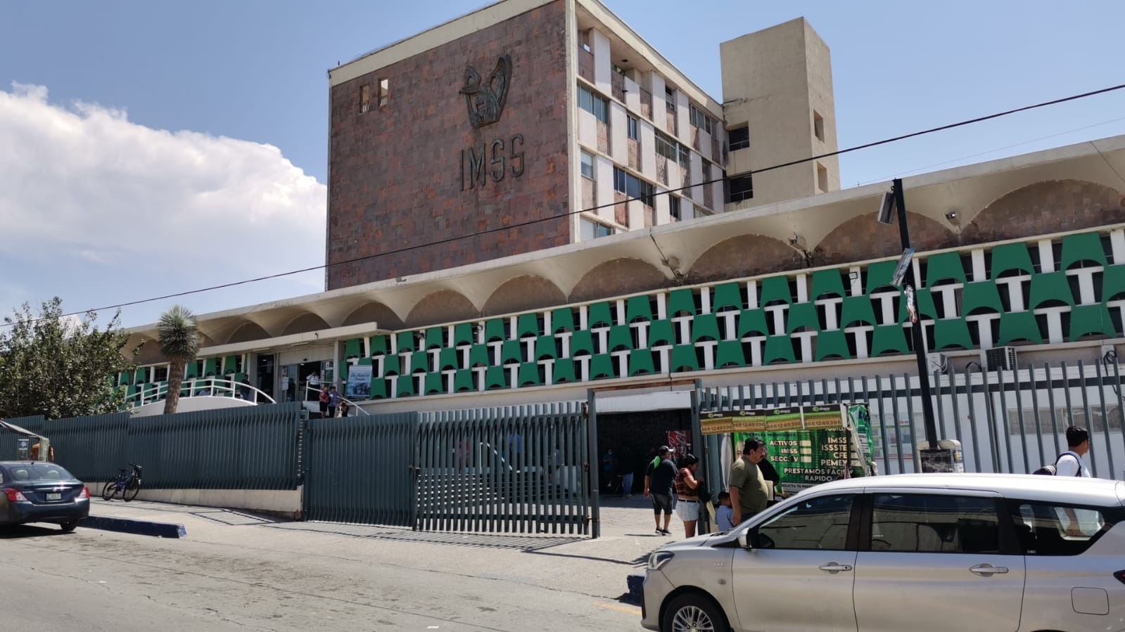 Temen obreros de AHMSA quedarse sin seguro 