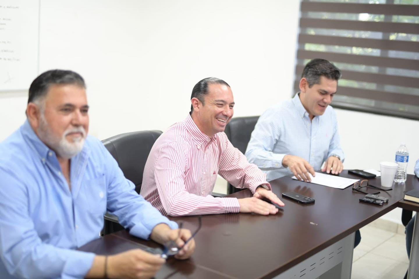 “Aprieta” Emilio de Hoyos a ciudadanos con multas 