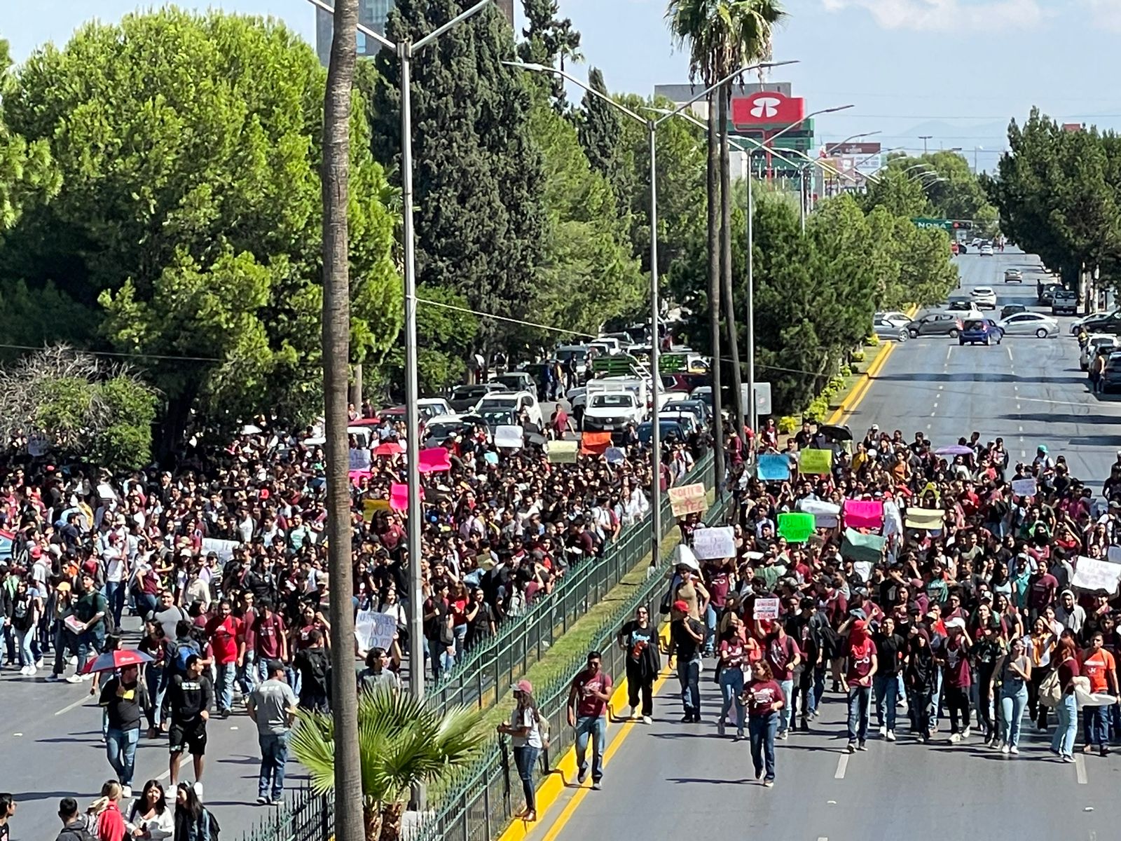 Protestan en ITS contra directora