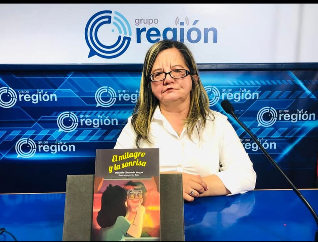 Lleva Daniella Giacomán su libro “El milagro y la sonrisa” a Chiapas