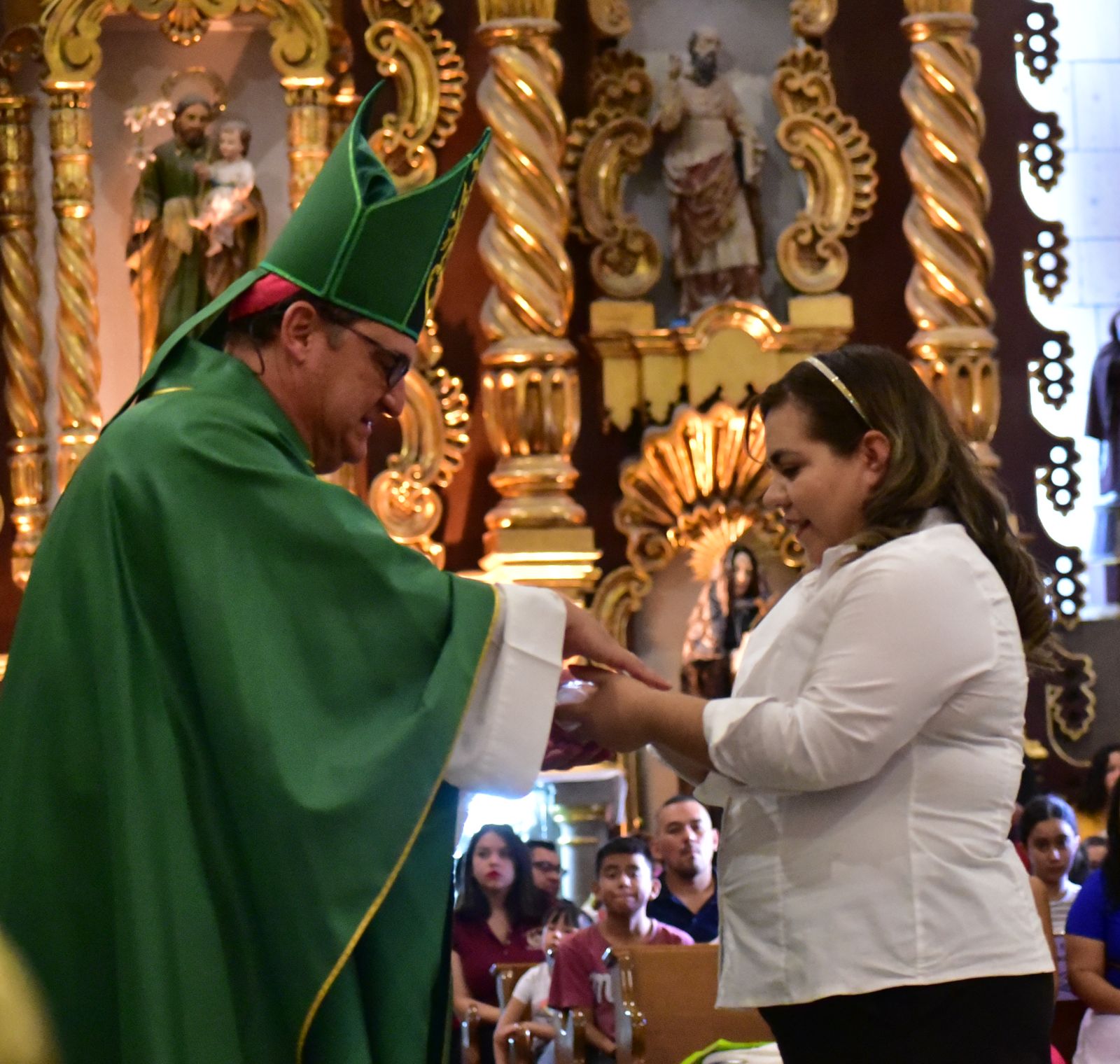 Trabaja Iglesia en prevención del suicidio 