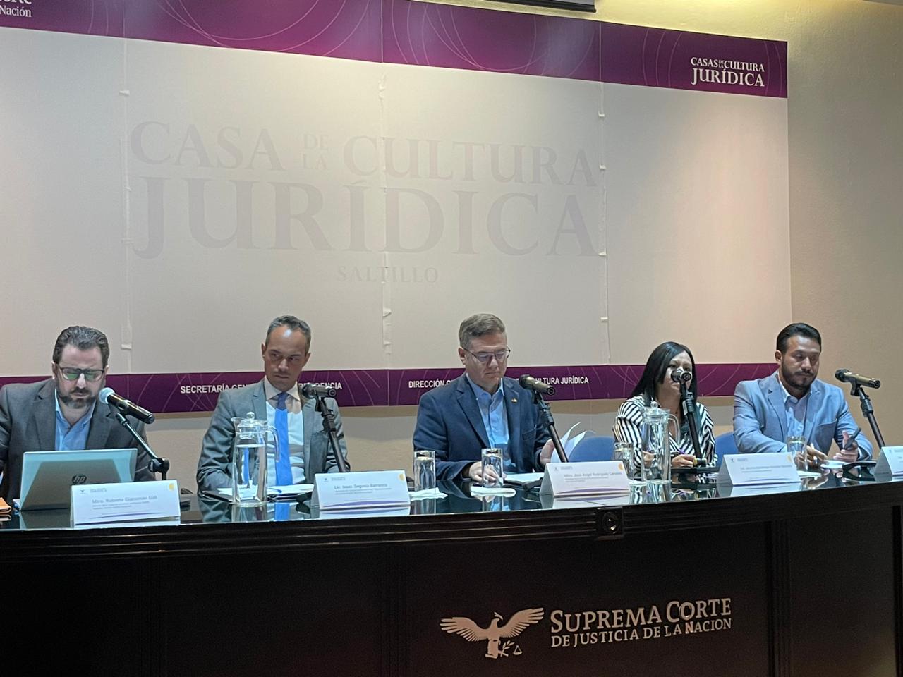 Celebra SCJN mesa de análisis sobre libertad de expresión