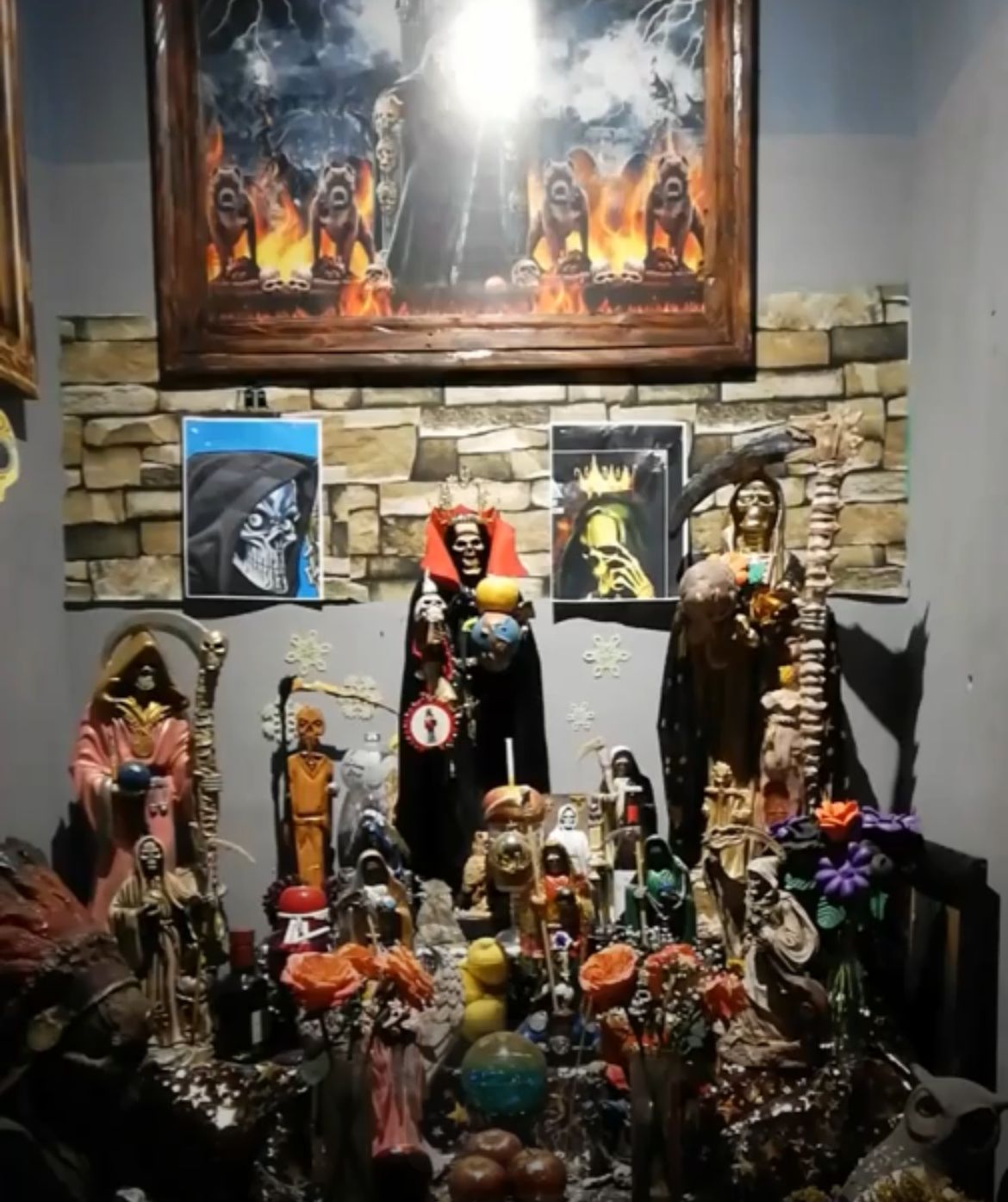 Organizan caminata a la Santa Muerte; rechaza iglesia católica esta práctica 