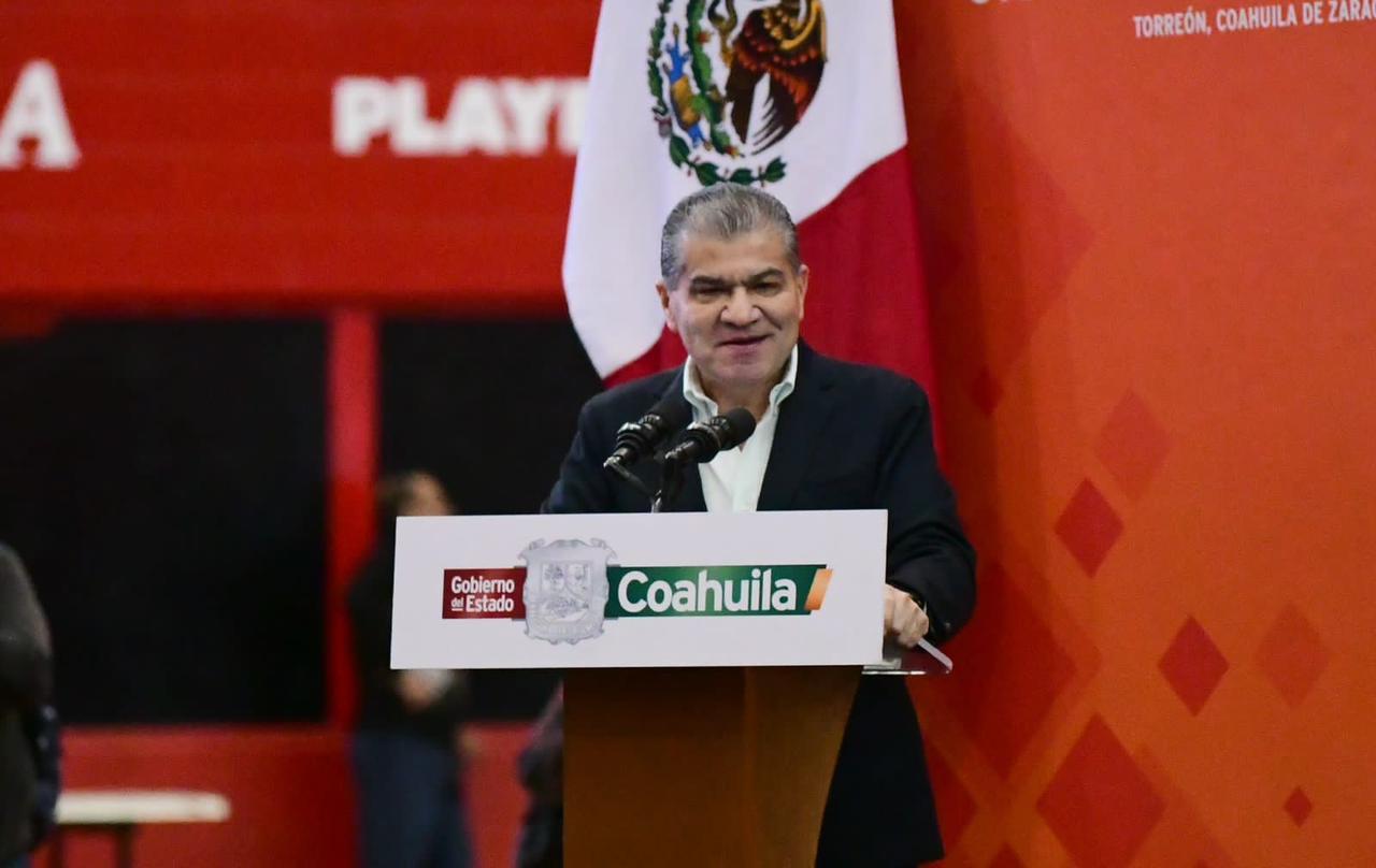 Encabeza MARS graduación de 419 mujeres de preparatoria en Torreón
