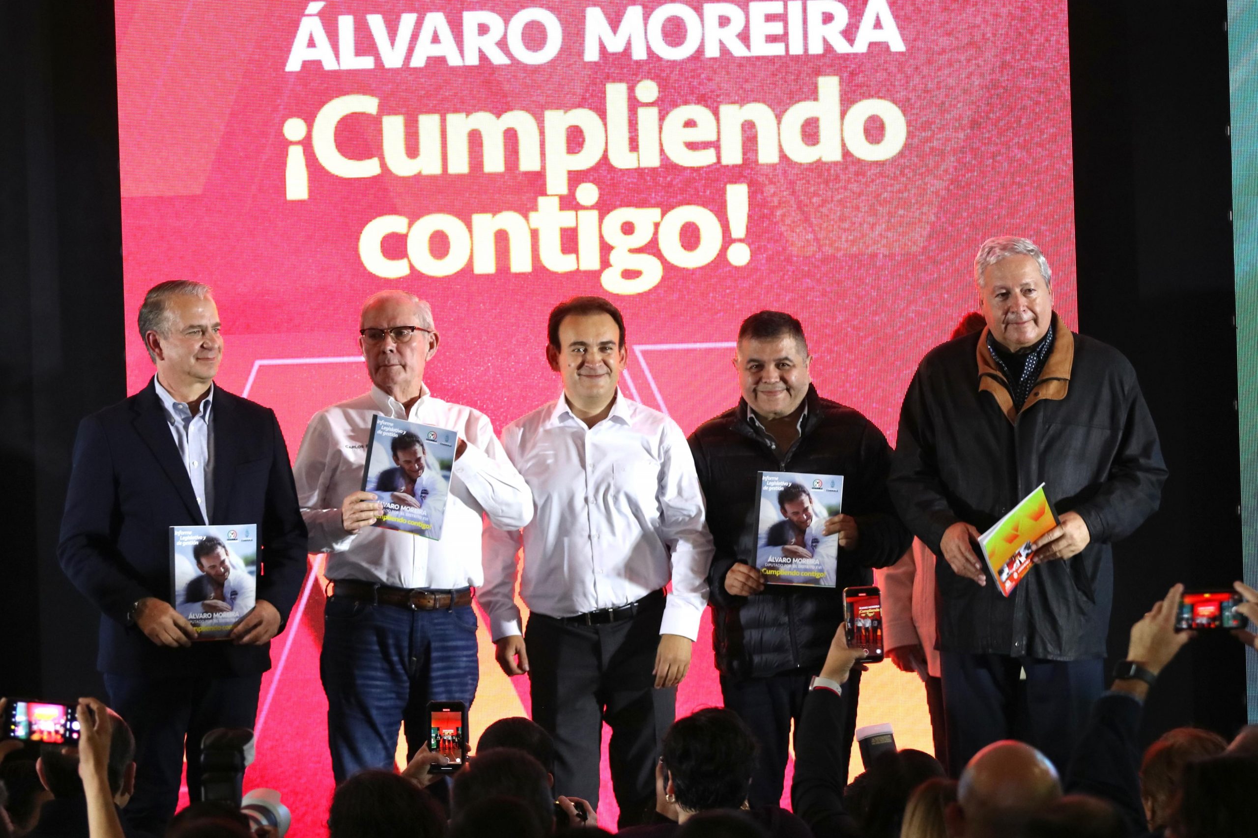 Registra Álvaro Moreira ‘casa llena’ en su informe