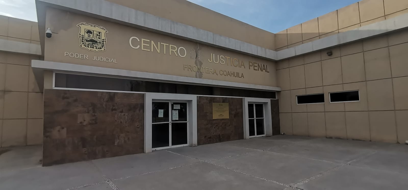 Ordenan prisión preventiva a policía por homicidio