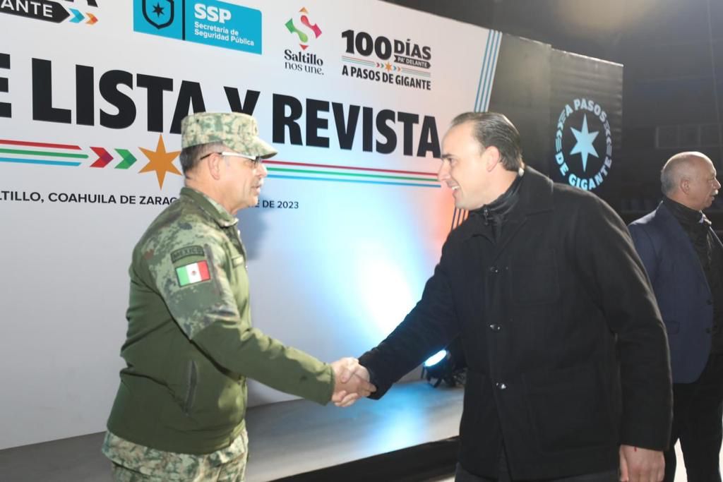 Más incentivos para buenos policías: Manolo