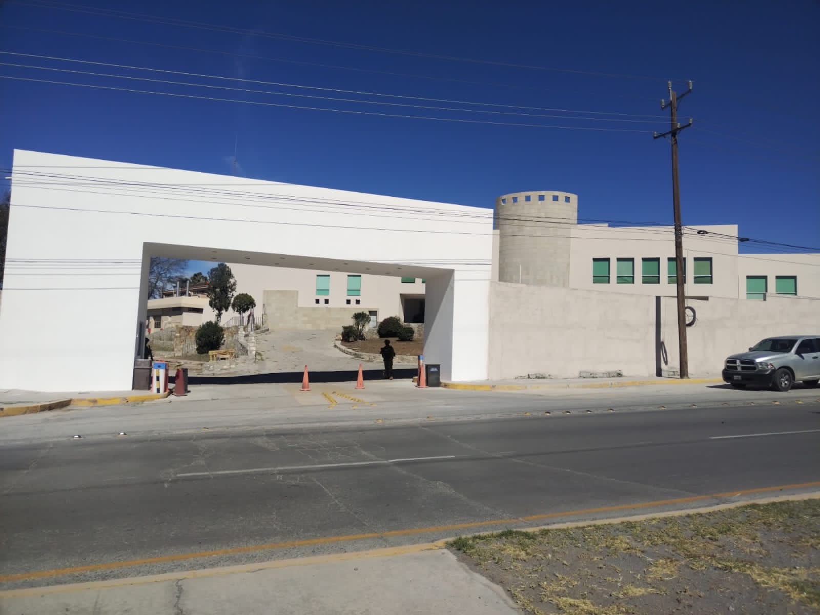 Llegan 300 marinos a Coahuila: Manolo