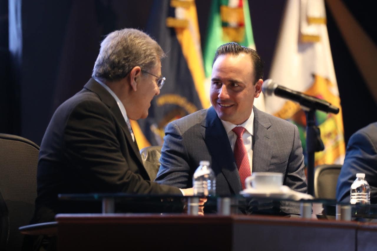 La UAdeC es un gran orgullo para Coahuila: Manolo