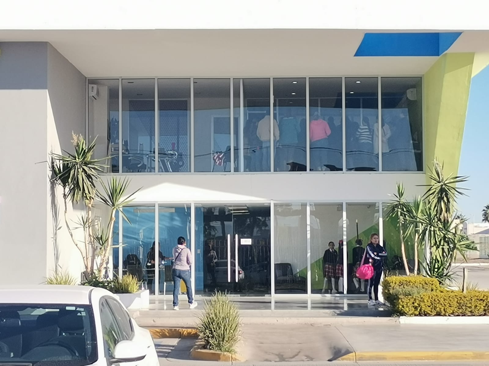 Expulsan a menor por presunta amenaza de balacera en colegio