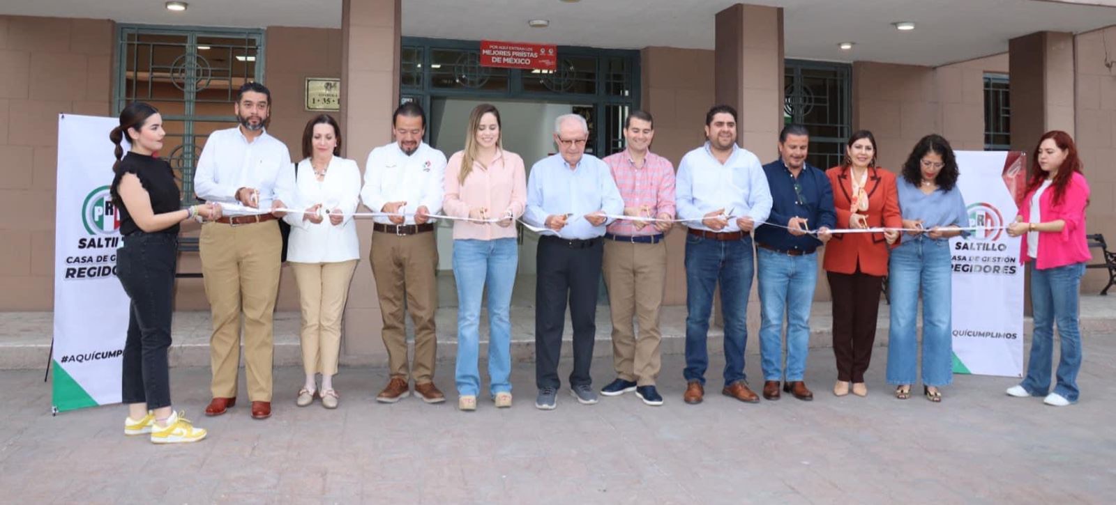 Ponen regidores del PRI Casa de Gestión