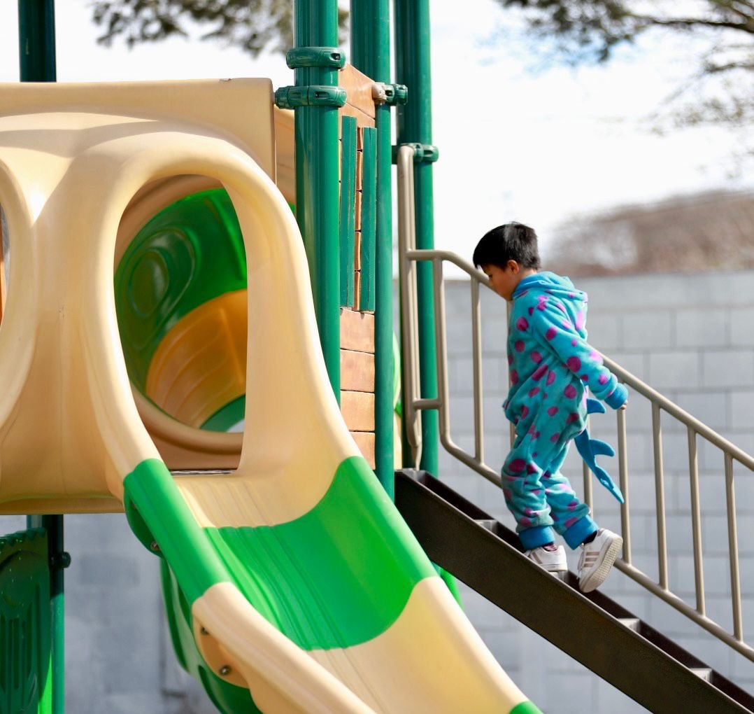 Da UNIF recomendaciones para el cuidado de niñas y niños en vacaciones