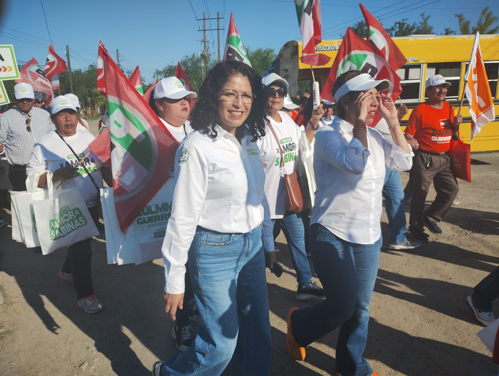 Fortalece ONMPRI estatal campaña de Zulmma en Sabinas