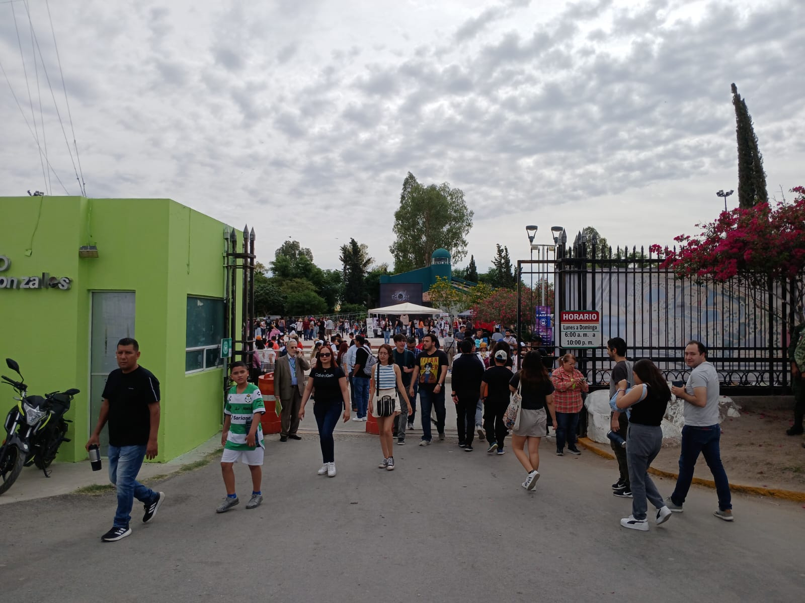 Eclipsa crisis en hoteles y restaurantes 