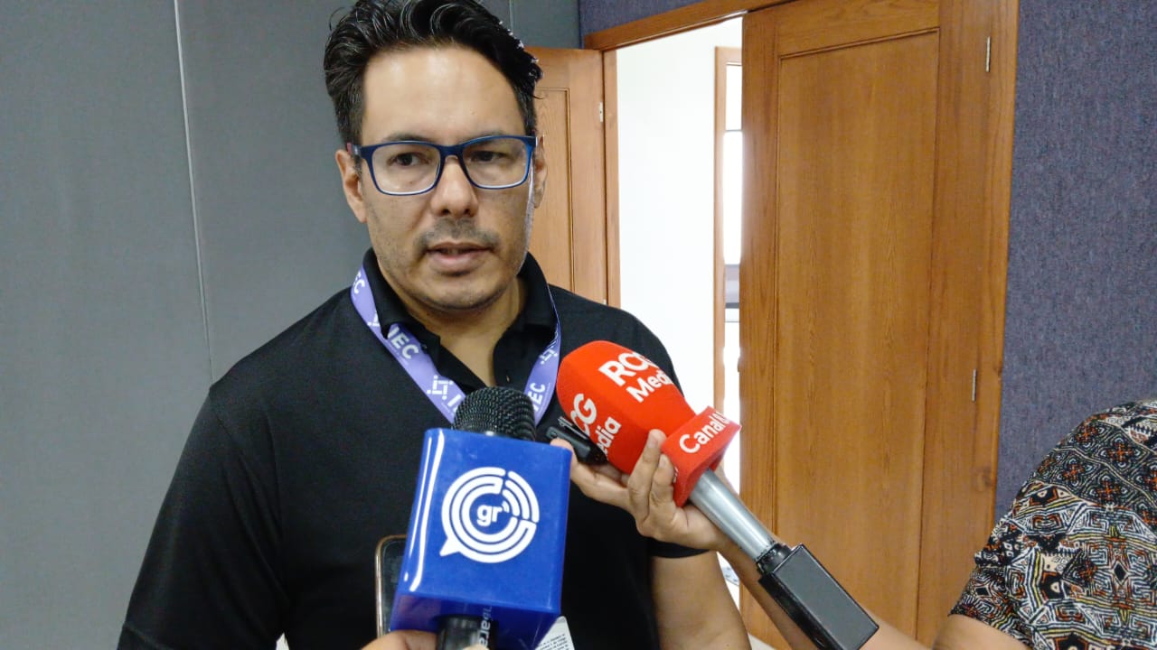 Pende de un hilo destino de candidata