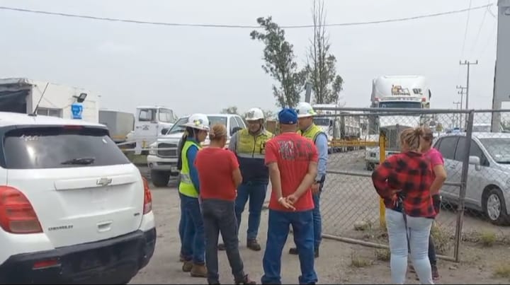 Venden carbón sin rescatar a mineros